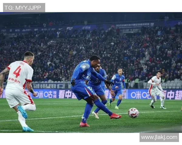 成都足球队比赛经验分享聚焦球队成长与未来发展之路 成都足球队比赛经验分享聚焦球队成长与未来发展之路