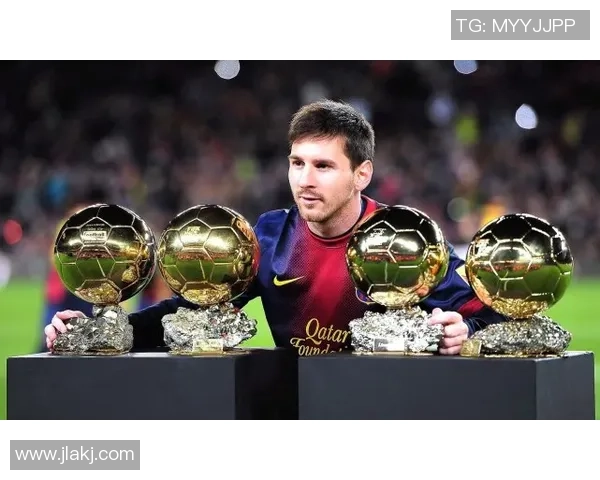 现役足球明星盘点及其在各大联赛中的表现与成就分析